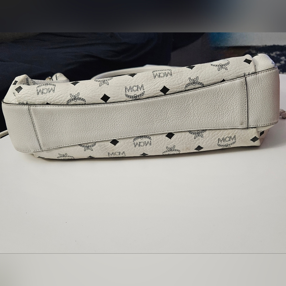 MCM White Leather Bag - Picture 15 of 16